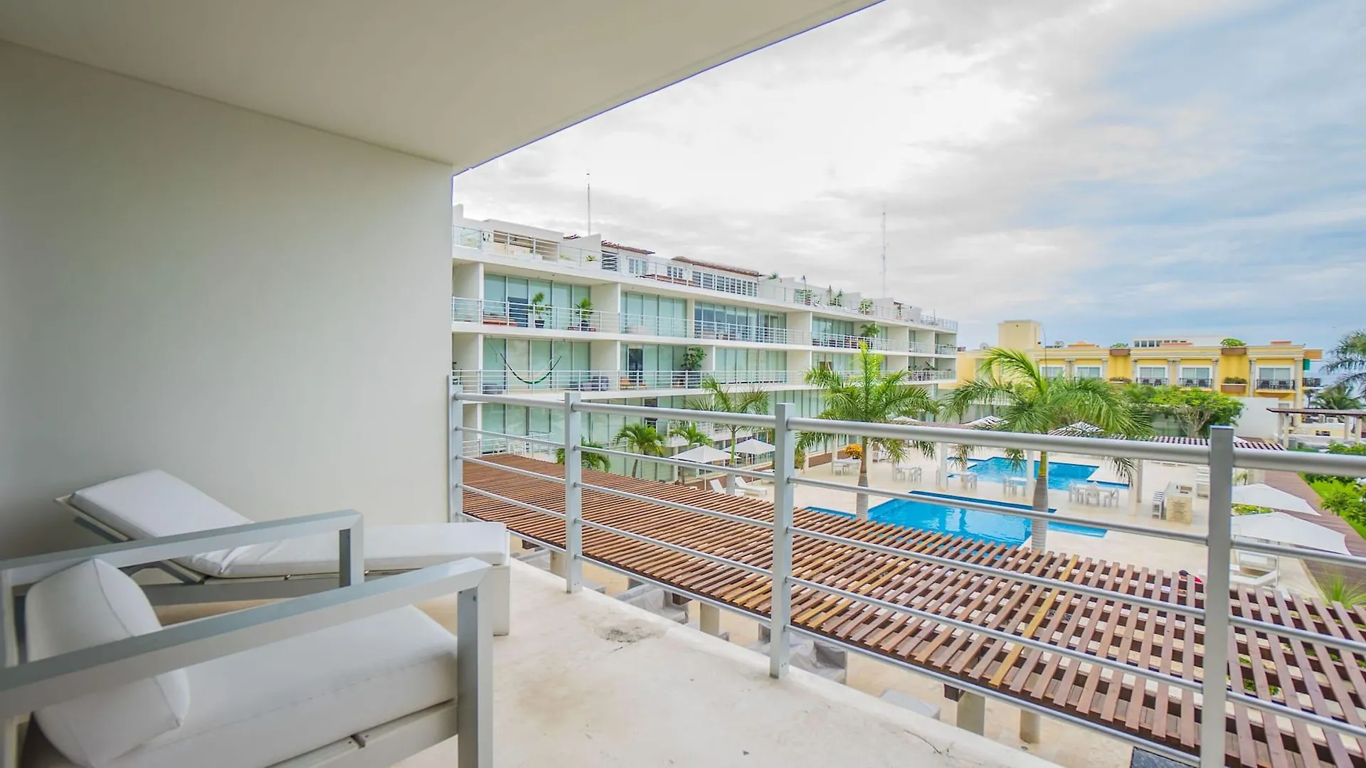 Magia Beachside Apartment By Bvr Playa del Carmen